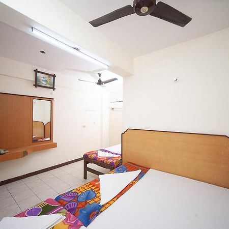 Spot On 38565 Hotel Surya Thiruvengadam St Chennai Exterior photo
