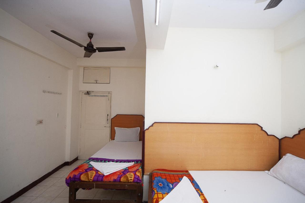 Spot On 38565 Hotel Surya Thiruvengadam St Chennai Exterior photo